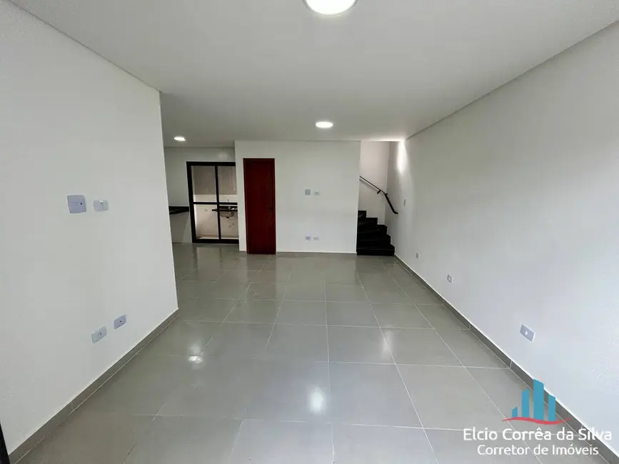 Foto 3 de Casa com 2 quartos à venda, 63m2 em Melvi, Praia Grande - SP