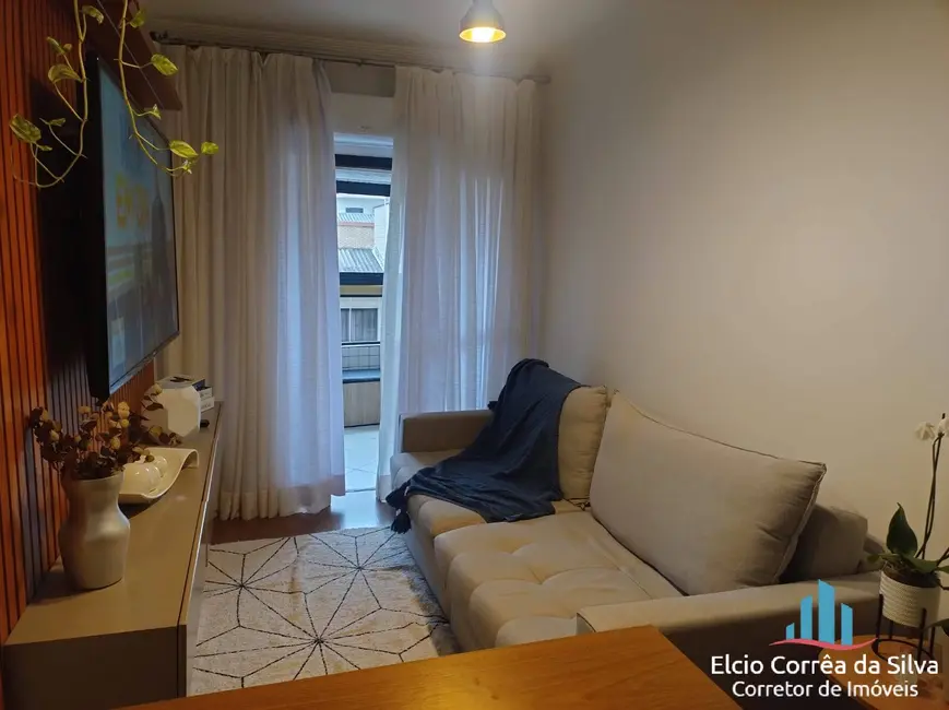 Apartamento com 1 quarto à venda, 47m2 em Guilhermina, Praia Grande - SP - imagem 3 Foto 3 de Apartamento com 1 quarto à venda, 47m2 em Guilhermina, Praia Grande - SP