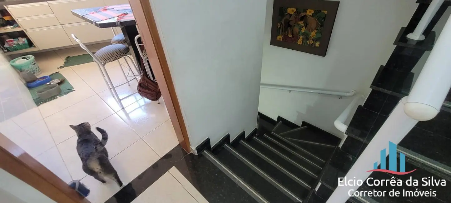 Casa com 3 quartos à venda, 112m2 em Macuco, Santos - SP - imagem 8 Foto 8 de Casa com 3 quartos à venda, 112m2 em Macuco, Santos - SP