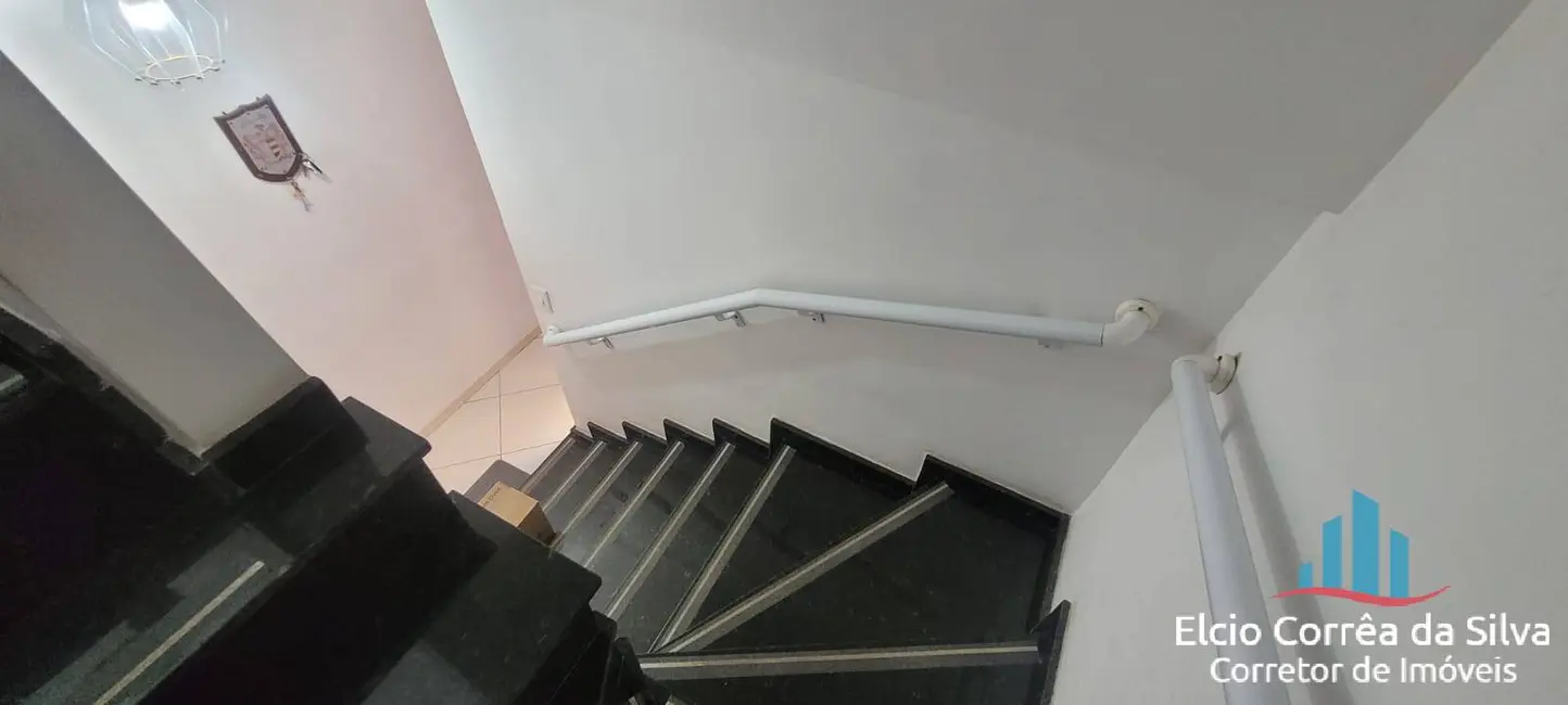 Casa com 3 quartos à venda, 112m2 em Macuco, Santos - SP - imagem 5 Foto 5 de Casa com 3 quartos à venda, 112m2 em Macuco, Santos - SP