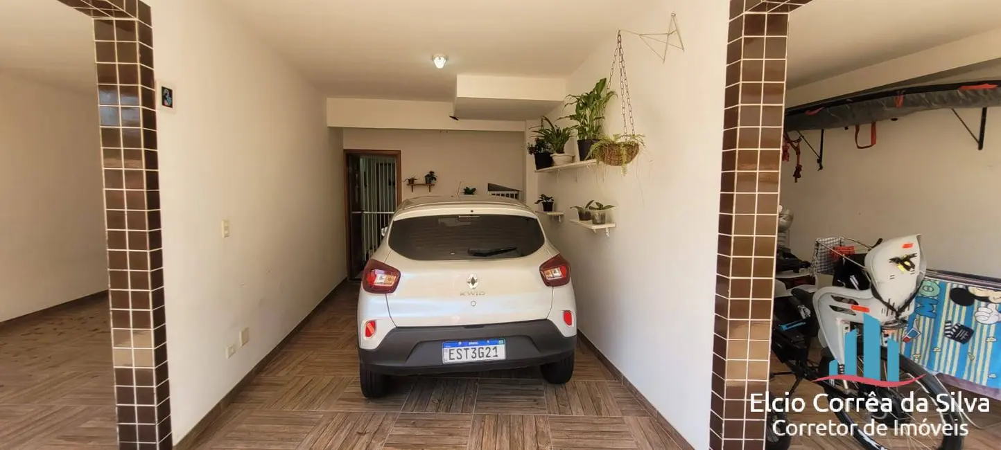 Casa com 3 quartos à venda, 112m2 em Macuco, Santos - SP - imagem 9 Foto 9 de Casa com 3 quartos à venda, 112m2 em Macuco, Santos - SP