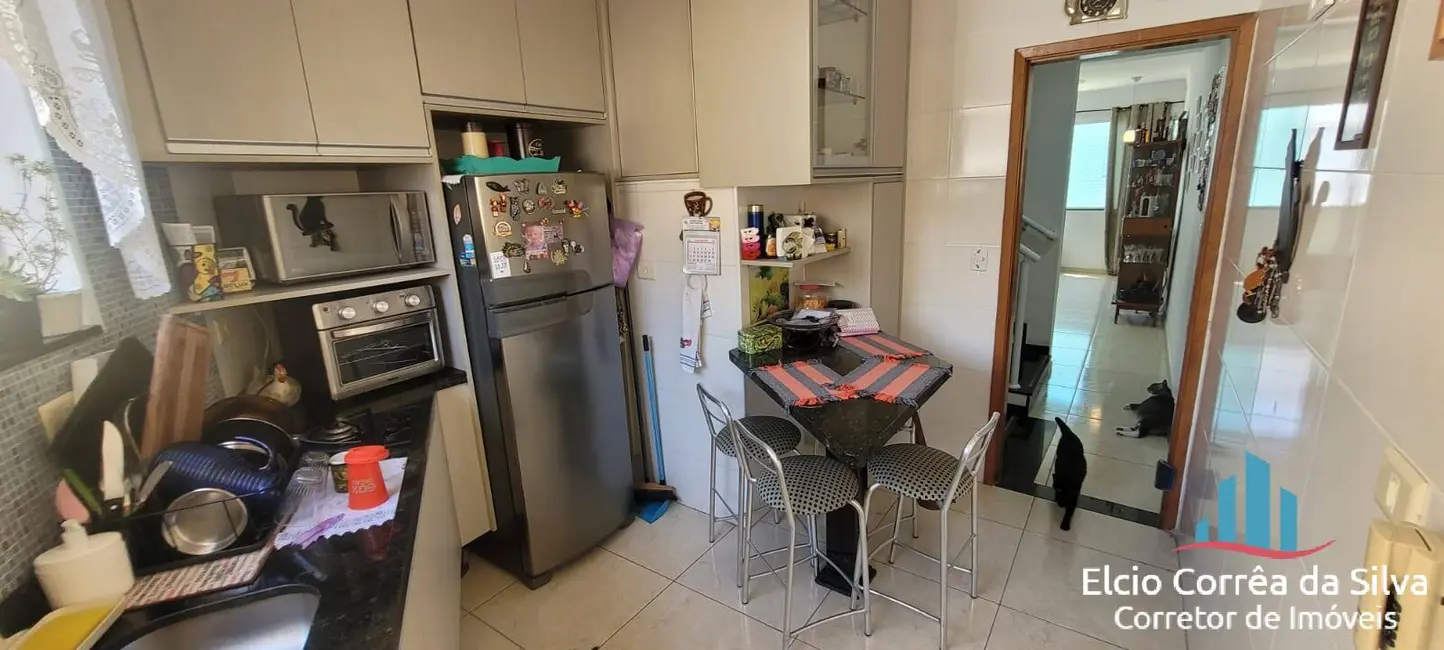 Casa com 3 quartos à venda, 112m2 em Macuco, Santos - SP - imagem 3 Foto 3 de Casa com 3 quartos à venda, 112m2 em Macuco, Santos - SP