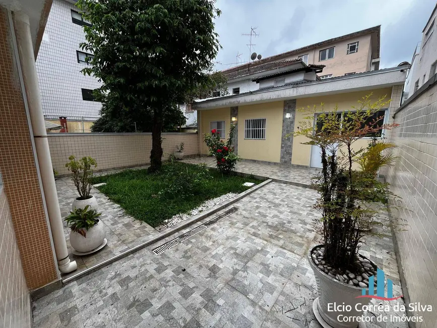 Foto 1 de Casa com 3 quartos para alugar, 236m2 em Embaré, Santos - SP