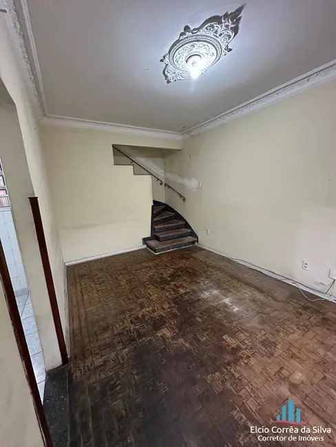 Foto 2 de Casa com 2 quartos à venda, 98m2 em Macuco, Santos - SP