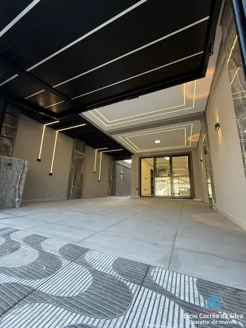 Foto 8 de Casa com 4 quartos à venda, 204m2 em Boqueirão, Praia Grande - SP