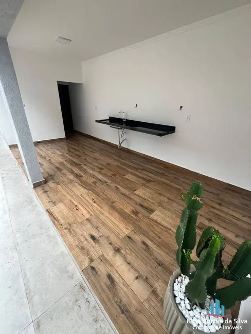 Foto 6 de Casa com 4 quartos à venda, 190m2 em Tupi, Praia Grande - SP