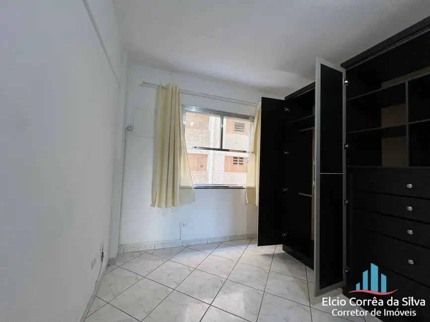 Foto 11 de Apartamento para alugar, 30m2 em Aparecida, Santos - SP