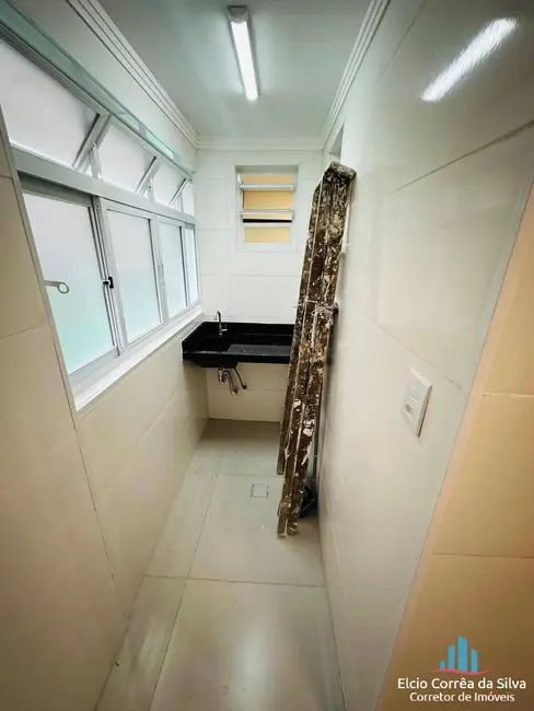 Foto 9 de Apartamento com 2 quartos à venda, 63m2 em Ponta da Praia, Santos - SP