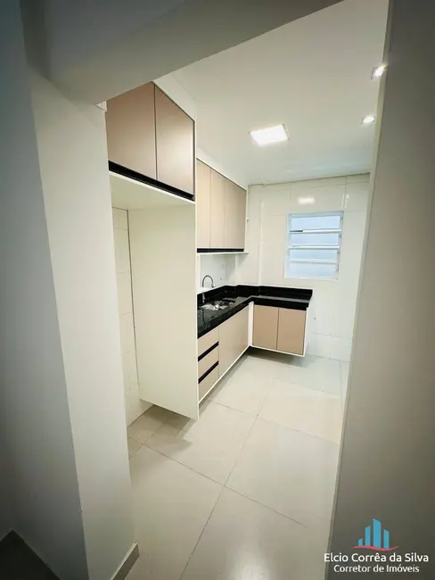 Foto 4 de Apartamento com 2 quartos à venda, 63m2 em Ponta da Praia, Santos - SP