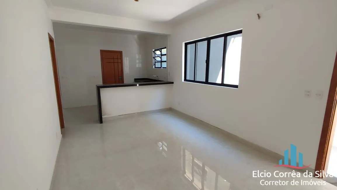 Foto 1 de Casa com 3 quartos à venda, 100m2 em Embaré, Santos - SP