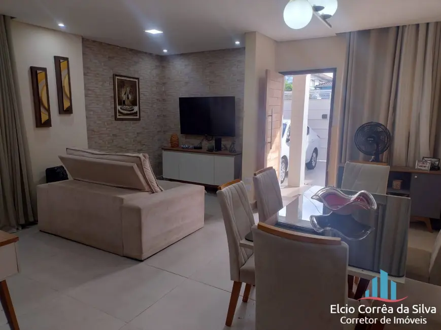 Foto 3 de Casa com 3 quartos à venda, 150m2 em Embaré, Santos - SP