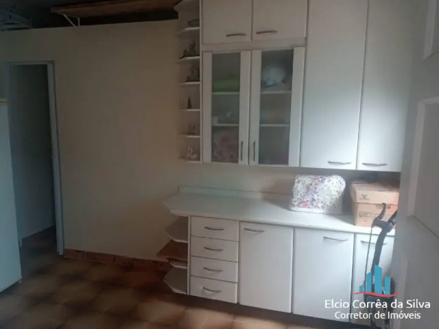 Foto 6 de Casa com 4 quartos à venda, 225m2 em Vila São Jorge, Sao Vicente - SP