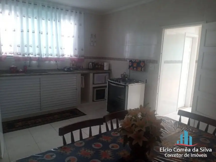 Foto 5 de Casa com 4 quartos à venda, 225m2 em Vila São Jorge, Sao Vicente - SP