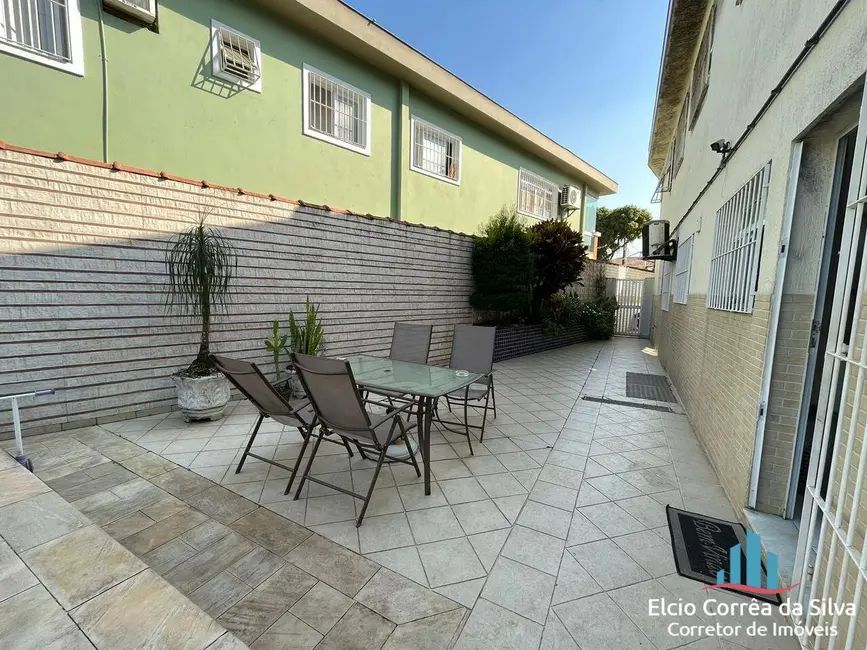 Casa com 4 quartos à venda, 150m2 em Macuco, Santos - SP - imagem 5 Foto 5 de Casa com 4 quartos à venda, 150m2 em Macuco, Santos - SP