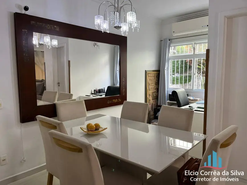 Casa com 4 quartos à venda, 150m2 em Macuco, Santos - SP - imagem 9 Foto 9 de Casa com 4 quartos à venda, 150m2 em Macuco, Santos - SP