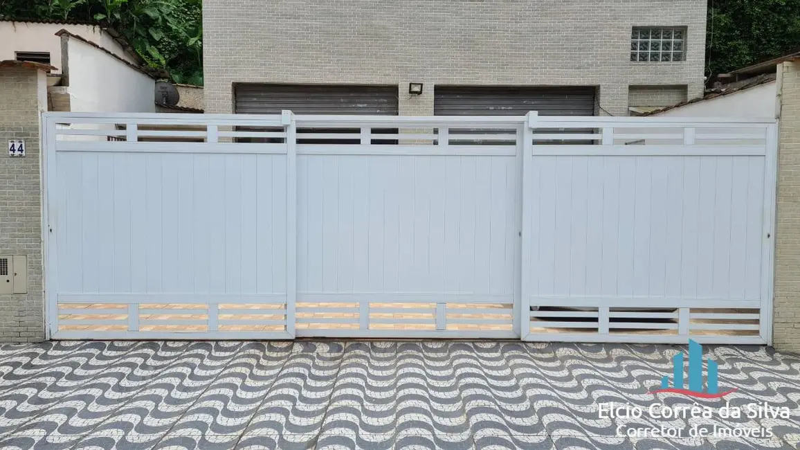 Casa com 4 quartos à venda, 300m2 em Jabaquara, Santos - SP - imagem 1 Foto 1 de Casa com 4 quartos à venda, 300m2 em Jabaquara, Santos - SP