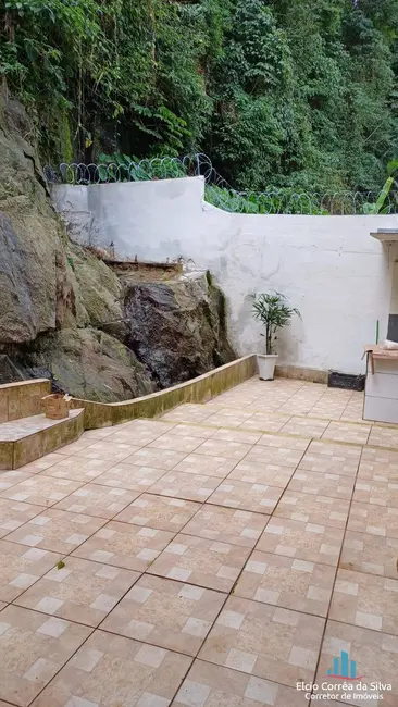 Casa com 4 quartos à venda, 300m2 em Jabaquara, Santos - SP - imagem 4 Foto 4 de Casa com 4 quartos à venda, 300m2 em Jabaquara, Santos - SP