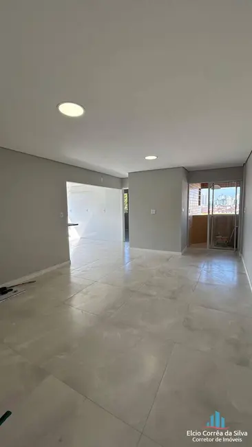 Foto 5 de Apartamento com 2 quartos à venda, 73m2 em Vila Cascatinha, Sao Vicente - SP