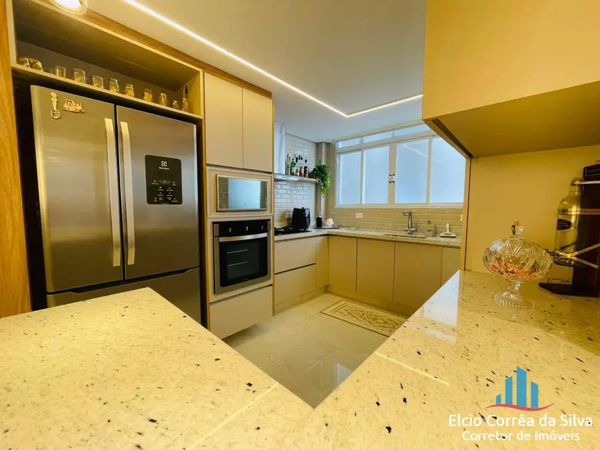 Foto 5 de Apartamento com 3 quartos à venda, 147m2 em Gonzaga, Santos - SP