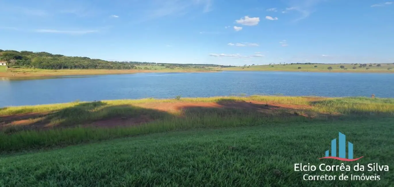 Foto 3 de Terreno / Lote à venda, 700m2 em O Estribo, Avare - SP