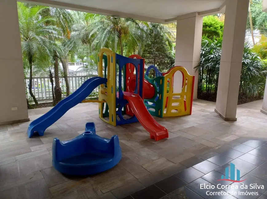 Apartamento com 3 quartos à venda, 240m2 em Vila Mathias, Santos - SP - imagem 5 Foto 5 de Apartamento com 3 quartos à venda, 240m2 em Vila Mathias, Santos - SP