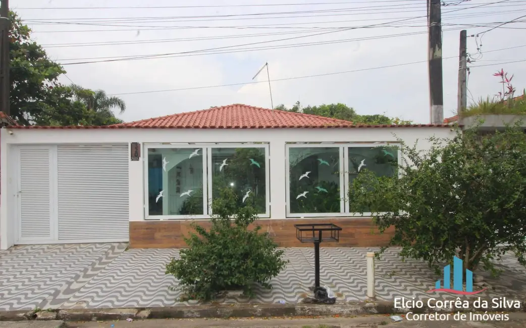 Casa com 3 quartos à venda, 252m2 em Mirim, Praia Grande - SP - imagem 1 Foto 1 de Casa com 3 quartos à venda, 252m2 em Mirim, Praia Grande - SP