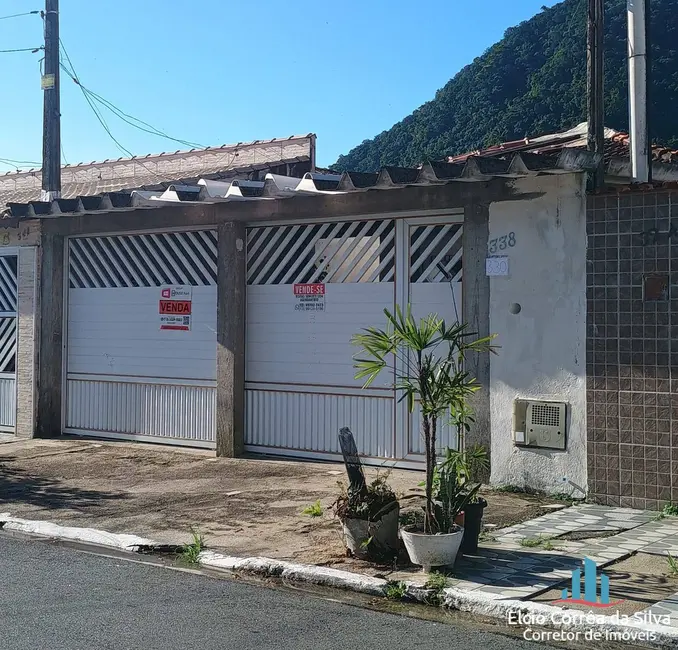 Casa com 2 quartos à venda, 178m2 em Canto do Forte, Praia Grande - SP - imagem 1 Foto 1 de Casa com 2 quartos à venda, 178m2 em Canto do Forte, Praia Grande - SP