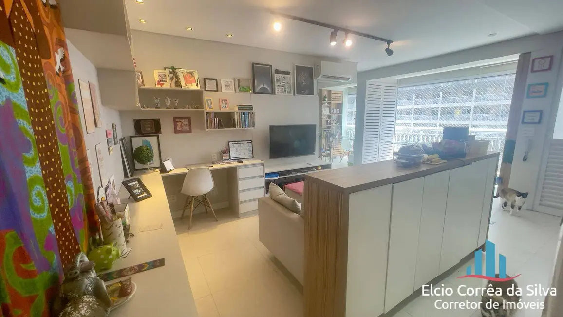 Apartamento com 1 quarto à venda, 50m2 em Vila Mathias, Santos - SP - imagem 3 Foto 3 de Apartamento com 1 quarto à venda, 50m2 em Vila Mathias, Santos - SP