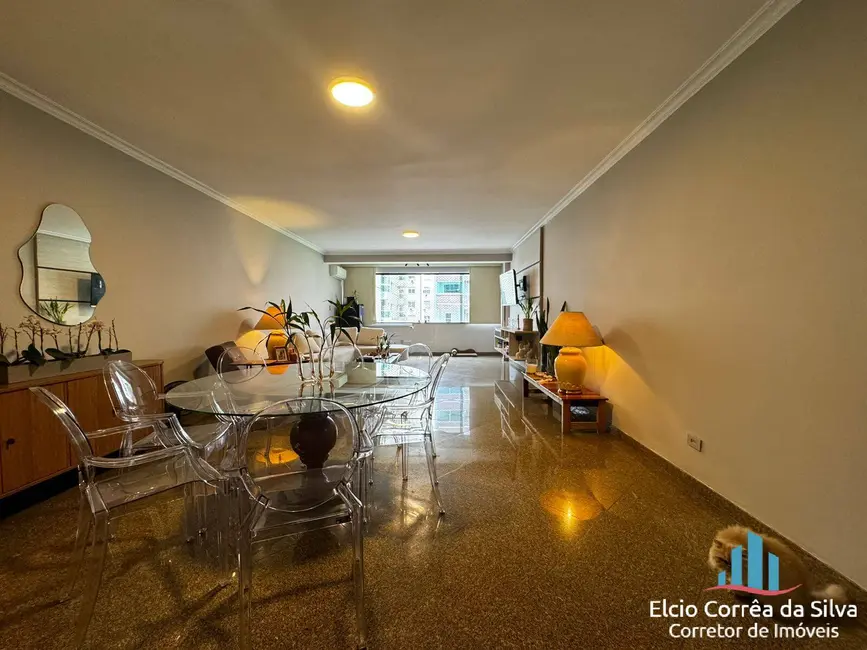 Apartamento com 3 quartos à venda, 208m2 em Gonzaga, Santos - SP - imagem 2 Foto 2 de Apartamento com 3 quartos à venda, 208m2 em Gonzaga, Santos - SP