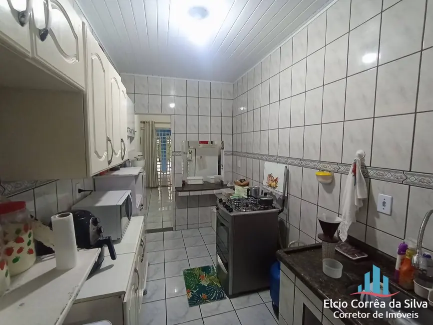 Foto 4 de Casa com 2 quartos à venda, 73m2 em Caiçara, Praia Grande - SP