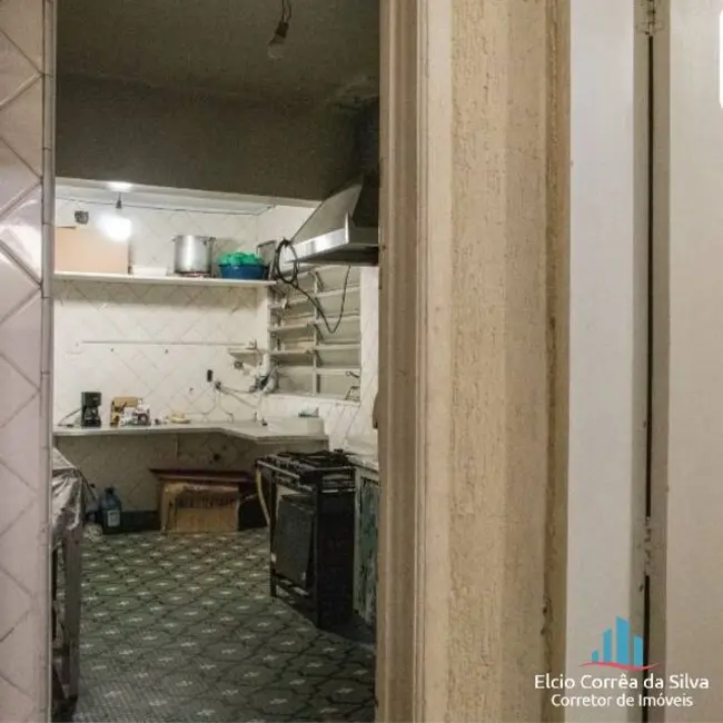 Casa com 3 quartos à venda, 240m2 em Gonzaga, Santos - SP - imagem 7 Foto 7 de Casa com 3 quartos à venda, 240m2 em Gonzaga, Santos - SP