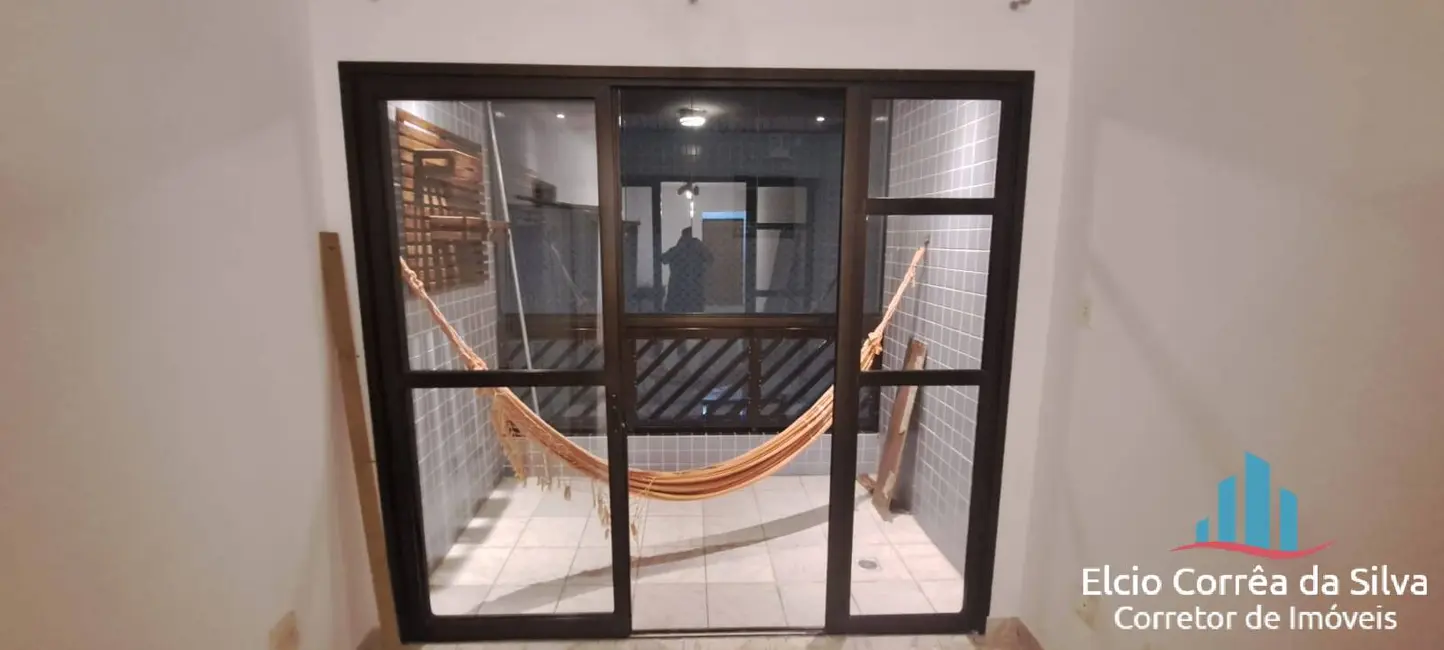 Foto 1 de Apartamento com 2 quartos à venda, 80m2 em Marapé, Santos - SP