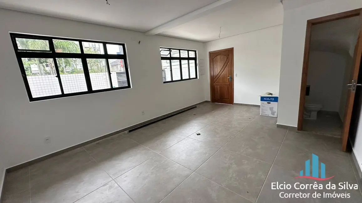 Foto 2 de Casa com 3 quartos à venda, 140m2 em Vila Belmiro, Santos - SP