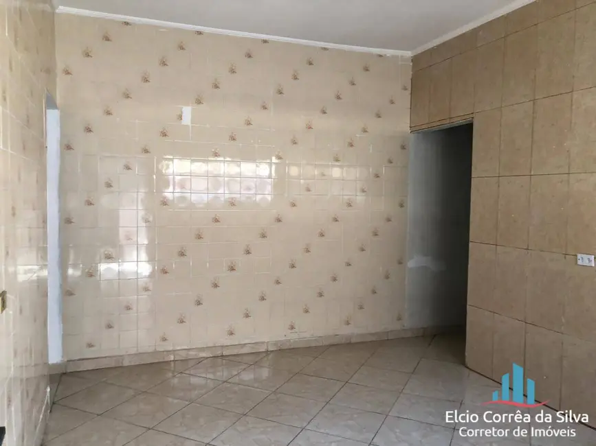 Foto 5 de Casa com 4 quartos para alugar, 185m2 em Tupi, Praia Grande - SP