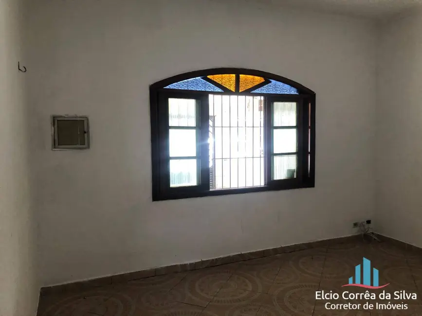 Foto 3 de Casa com 4 quartos para alugar, 185m2 em Tupi, Praia Grande - SP
