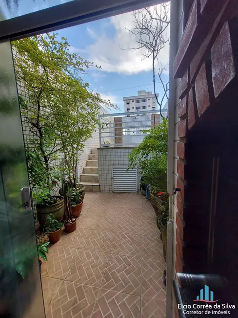 Foto 9 de Casa com 4 quartos à venda, 228m2 em Embaré, Santos - SP