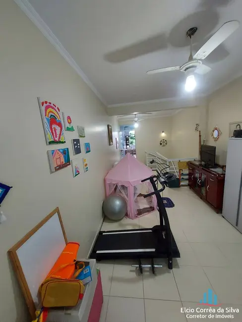 Foto 4 de Casa com 4 quartos à venda, 228m2 em Embaré, Santos - SP