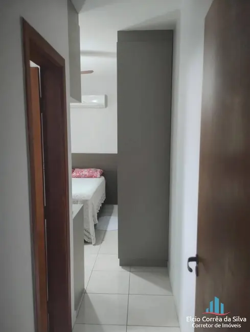 Apartamento com 2 quartos à venda, 100m2 em Guilhermina, Praia Grande - SP - imagem 8 Foto 8 de Apartamento com 2 quartos à venda, 100m2 em Guilhermina, Praia Grande - SP