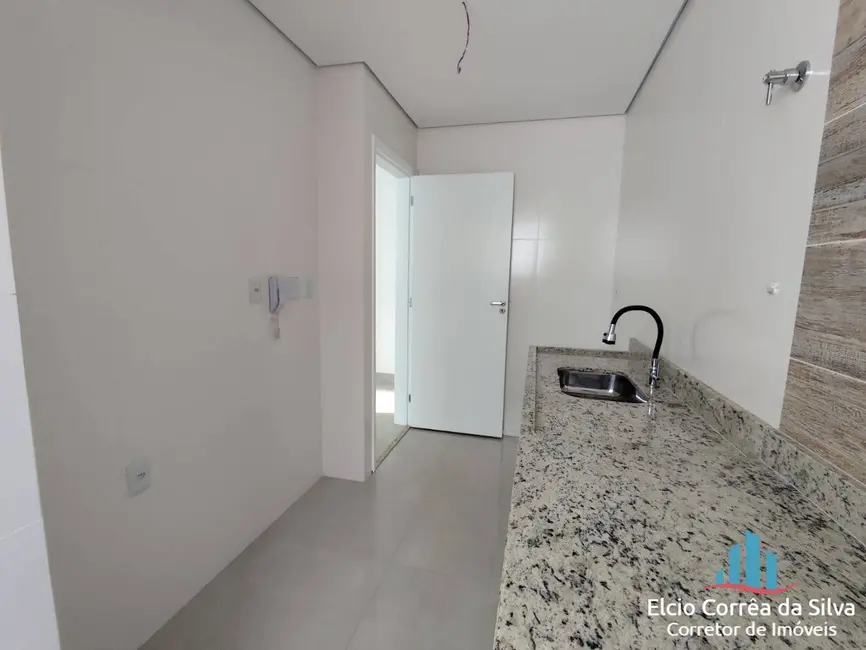 Casa com 2 quartos à venda, 100m2 em Campo Grande, Santos - SP - imagem 4 Foto 4 de Casa com 2 quartos à venda, 100m2 em Campo Grande, Santos - SP