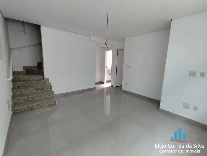 Foto 1 de Casa com 2 quartos à venda, 100m2 em Campo Grande, Santos - SP