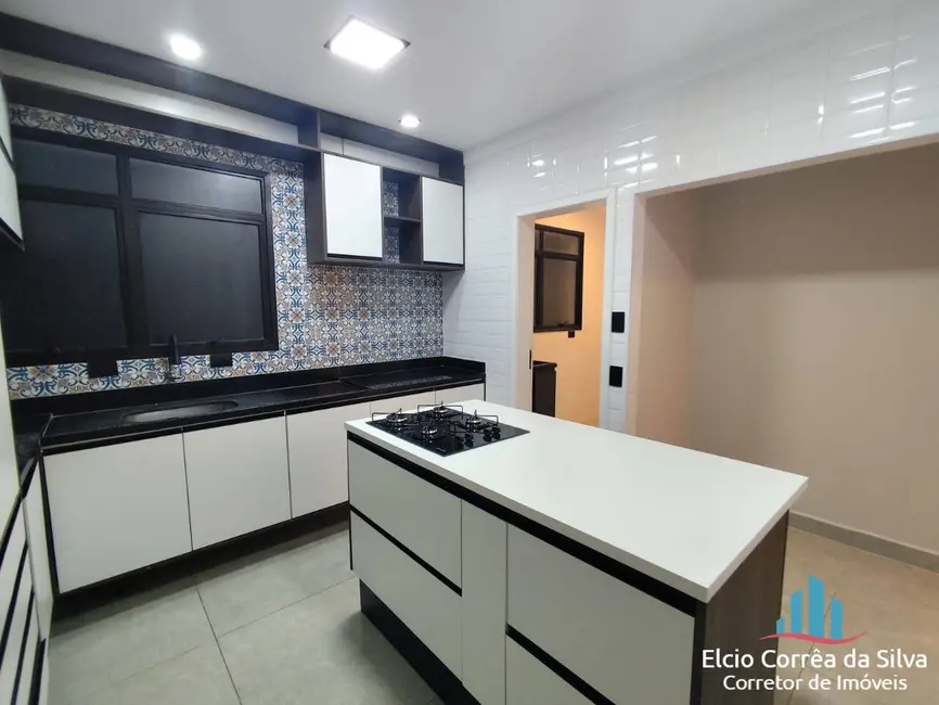 Foto 9 de Apartamento com 3 quartos à venda, 191m2 em Pompéia, Santos - SP