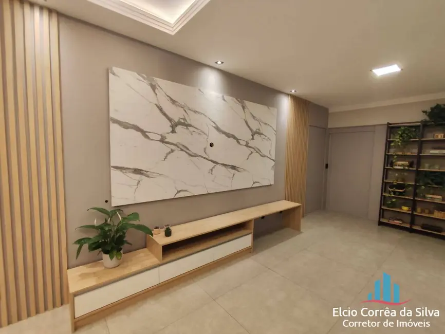 Foto 3 de Apartamento com 3 quartos à venda, 191m2 em Pompéia, Santos - SP