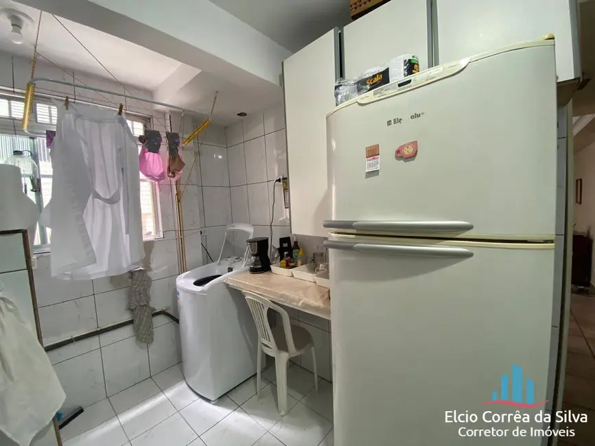 Apartamento com 2 quartos à venda, 56m2 em Gonzaga, Santos - SP - imagem 4 Foto 4 de Apartamento com 2 quartos à venda, 56m2 em Gonzaga, Santos - SP