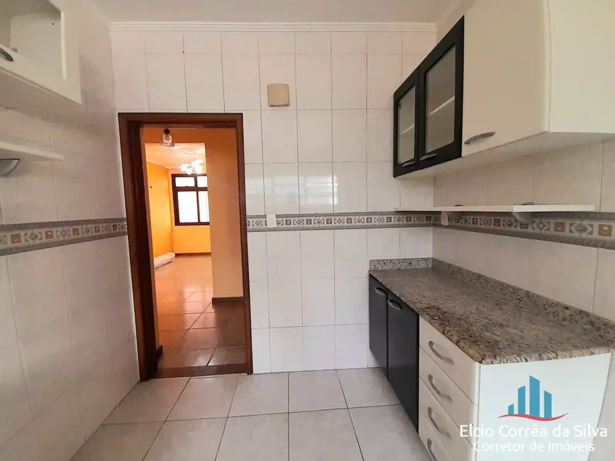 Apartamento com 3 quartos para alugar, 160m2 em José Menino, Santos - SP - imagem 6 Foto 6 de Apartamento com 3 quartos para alugar, 160m2 em José Menino, Santos - SP