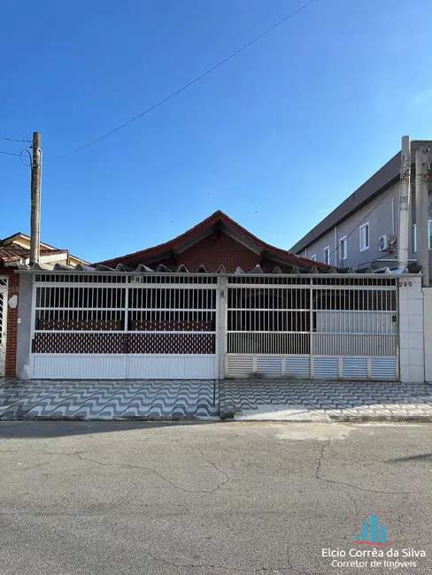 Foto 1 de Casa com 3 quartos à venda, 150m2 em Mirim, Praia Grande - SP