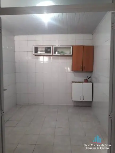 Foto 13 de Casa para alugar, 150m2 em Vila Mathias, Santos - SP