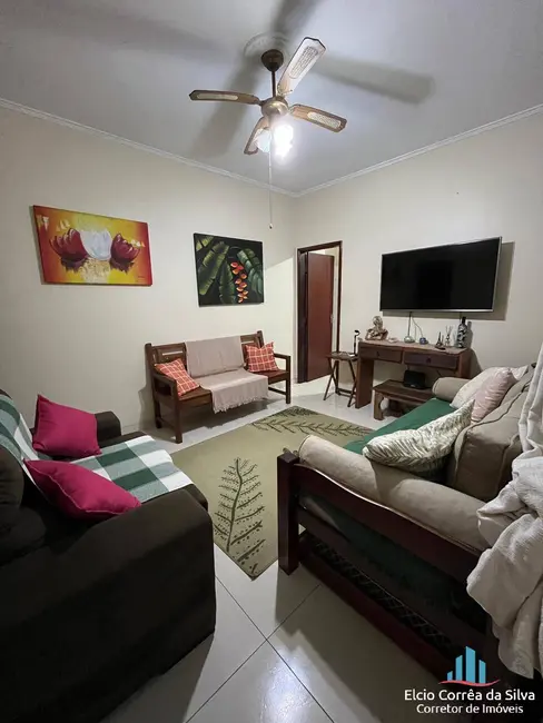 Foto 4 de Casa com 3 quartos à venda, 150m2 em Mirim, Praia Grande - SP