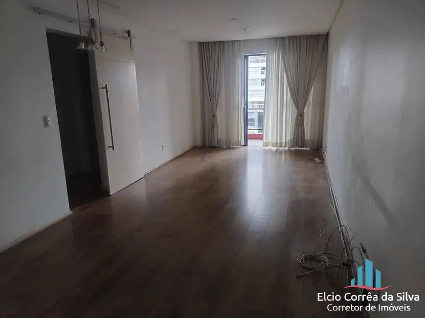 Foto 5 de Apartamento com 3 quartos à venda, 131m2 em Gonzaga, Santos - SP