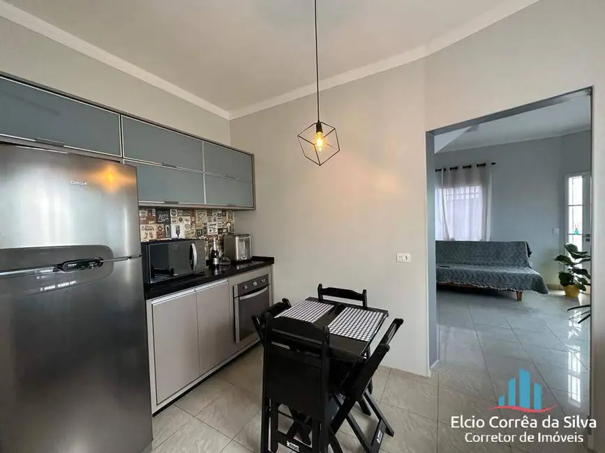 Foto 5 de Casa com 2 quartos à venda, 110m2 em Caiçara, Praia Grande - SP