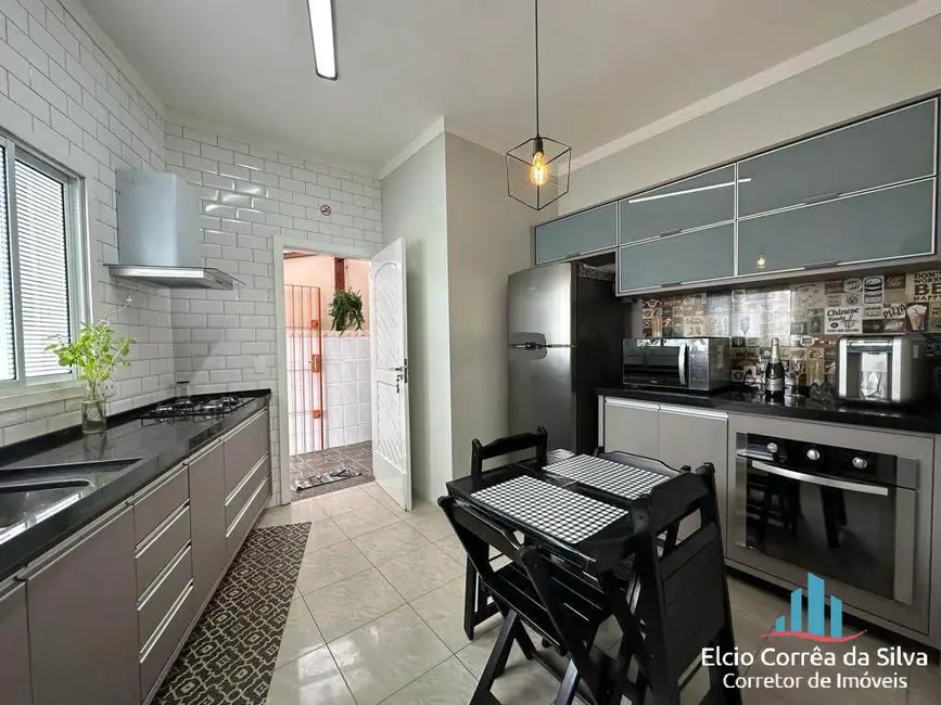 Foto 6 de Casa com 2 quartos à venda, 110m2 em Caiçara, Praia Grande - SP